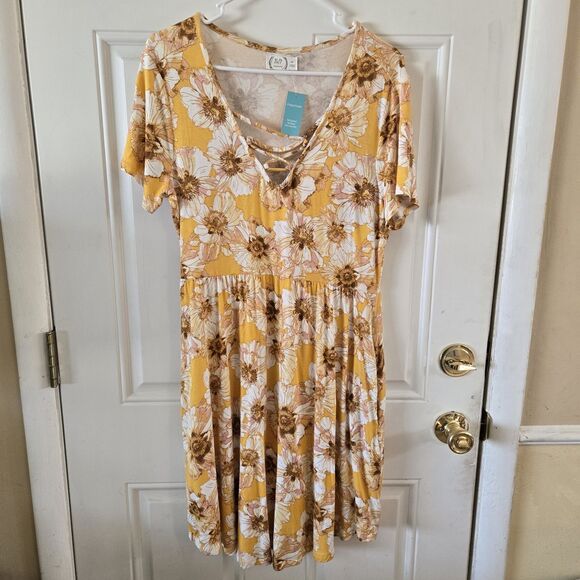 NWT Maurices Dress Yellow Floral Womens Medium Spring Midi Dress Buttery Soft - Picture 1 of 7